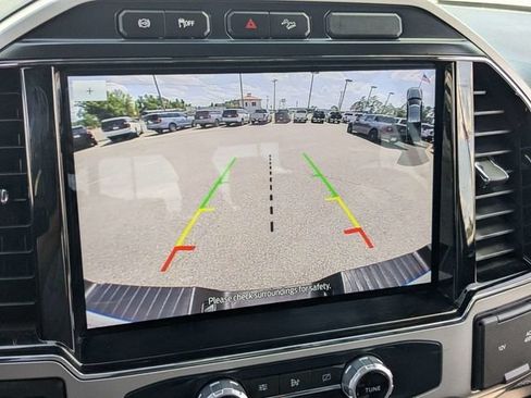 Used 2022 Ford F250 Lariat w/ Lariat Ultimate Package AWD/4WD image 21