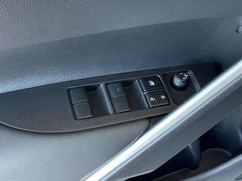 New 2026 Toyota Corolla Cross LE FWD image 32