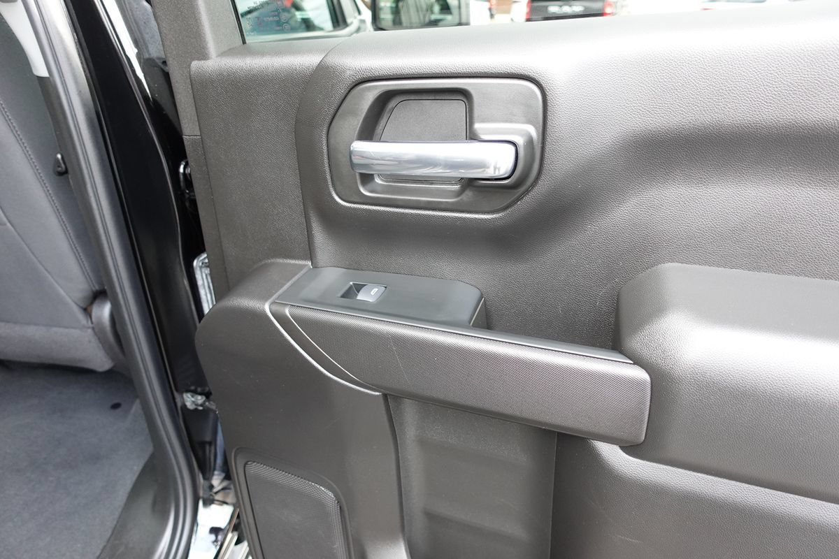 Used 2024 Chevrolet Silverado 1500 Custom AWD/4WD image 26