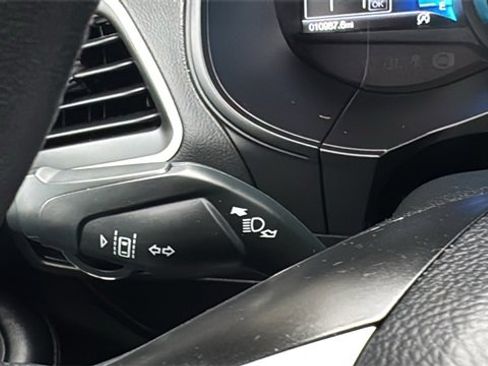 Certified 2024 Ford Edge SEL w/ Convenience Package image 16