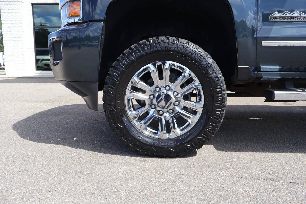 Used 2017 Chevrolet Silverado 3500 High Country w/ Duramax Plus Package AWD/4WD image 15