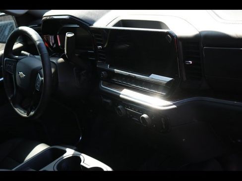 Used 2026 Chevrolet Silverado 1500 LT w/ Leather Package AWD/4WD image 7