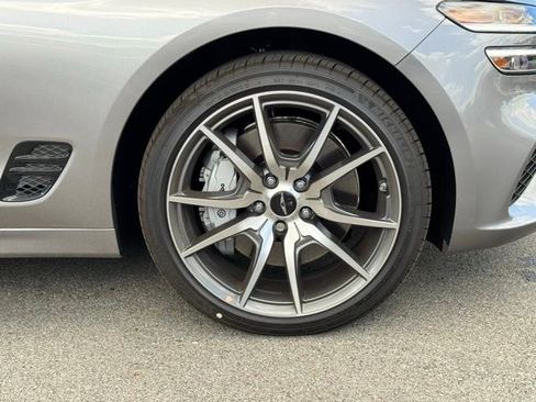 New 2026 Genesis G70 2.5T Prestige image 9