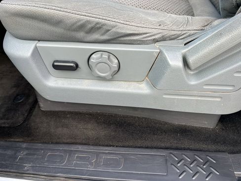 Used 2014 Ford F150 XLT w/ Equipment Group 302A Luxury image 21