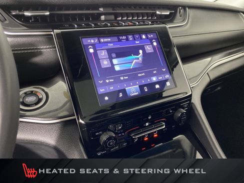 Used 2023 Jeep Grand Cherokee L Laredo w/ Luxury Tech Group I image 6