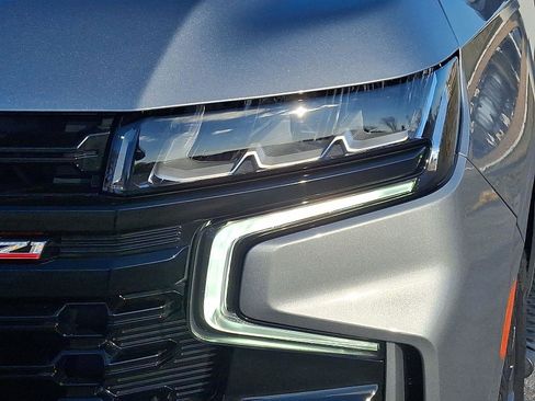 Used 2023 Chevrolet Tahoe Z71 w/ Z71 Off-Road Package image 8