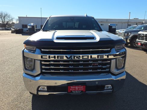 Used 2020 Chevrolet Silverado 2500 LTZ w/ LTZ Plus Package image 3