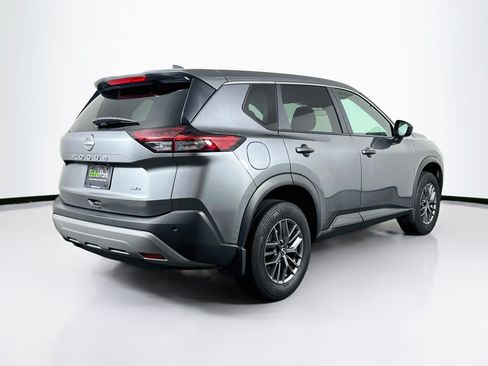 Used 2023 Nissan Rogue S AWD/4WD image 9
