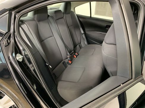 Used 2024 Toyota Corolla LE image 31