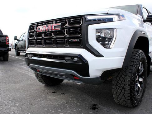 Used 2023 GMC Canyon AT4X image 8