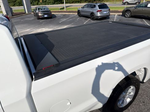 Used 2022 Chevrolet Silverado 1500 W/T w/ WT Fleet Convenience Package RWD image 23