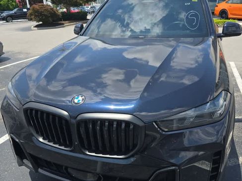 Used 2025 BMW X5 sDrive40i w/ M Sport Package RWD image 1