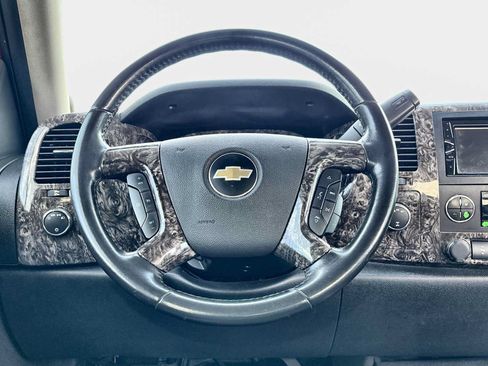 Used 2013 Chevrolet Silverado 1500 LT w/ All-Star Edition AWD/4WD image 22