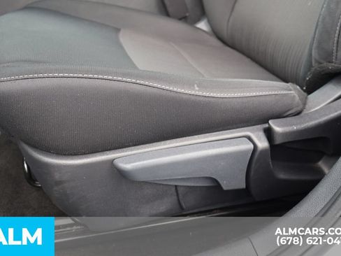 Used 2024 Nissan Sentra SV FWD image 12