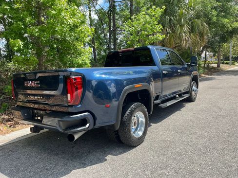 Used 2023 GMC Sierra 3500 Denali w/ Denali Ultimate Package AWD/4WD image 5