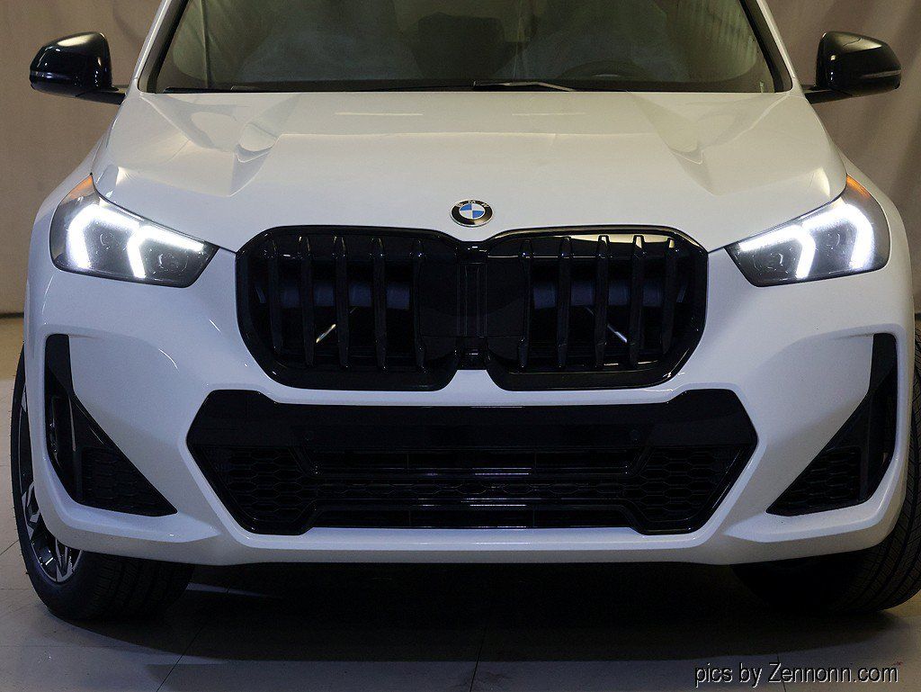 New 2027 BMW X1 xDrive28i AWD/4WD image 6