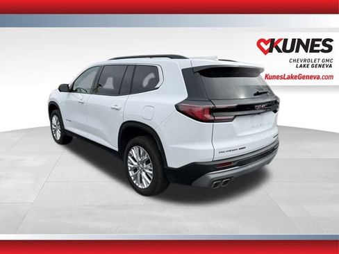 Used 2024 GMC Acadia Elevation image 8