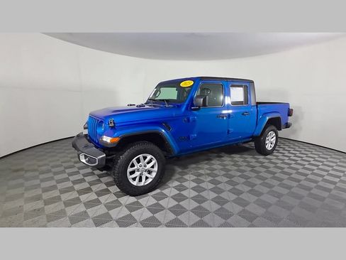 Used 2023 Jeep Gladiator Sport AWD/4WD image 49