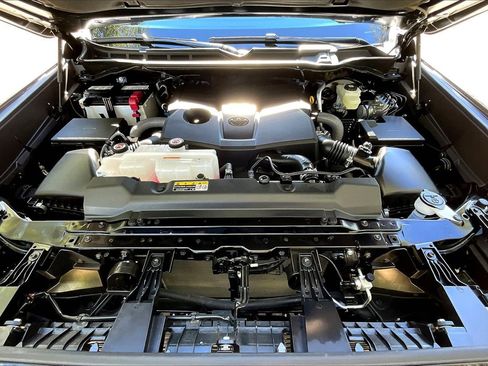 Used 2025 Toyota Tundra SR5 image 26