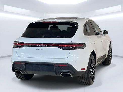 Certified 2026 Porsche Macan AWD/4WD image 7