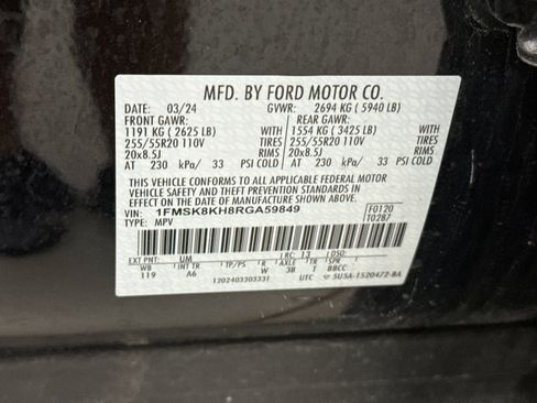 Used 2024 Ford Explorer ST-Line w/ Class IV Trailer Tow Package AWD/4WD image 11