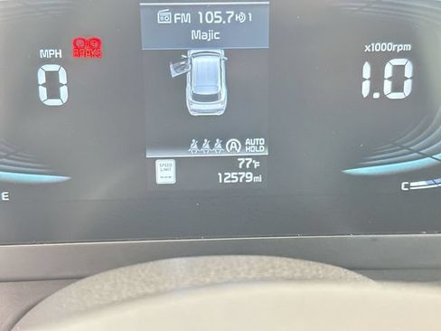 Certified 2025 Kia Sportage LX AWD/4WD image 12