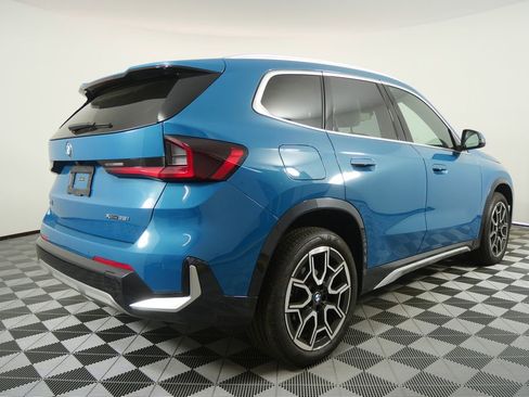 Certified 2025 BMW X1 xDrive28i w/ Technology Package AWD/4WD image 3