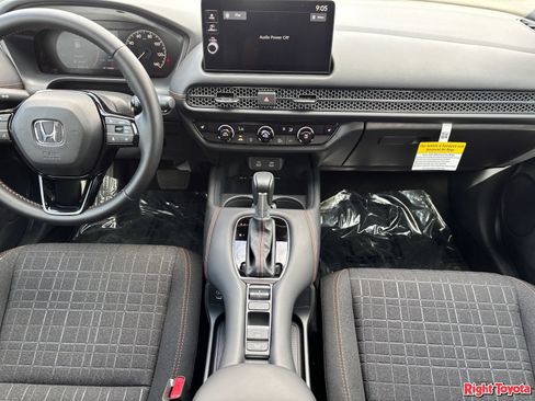 Used 2026 Honda HR-V Sport image 17