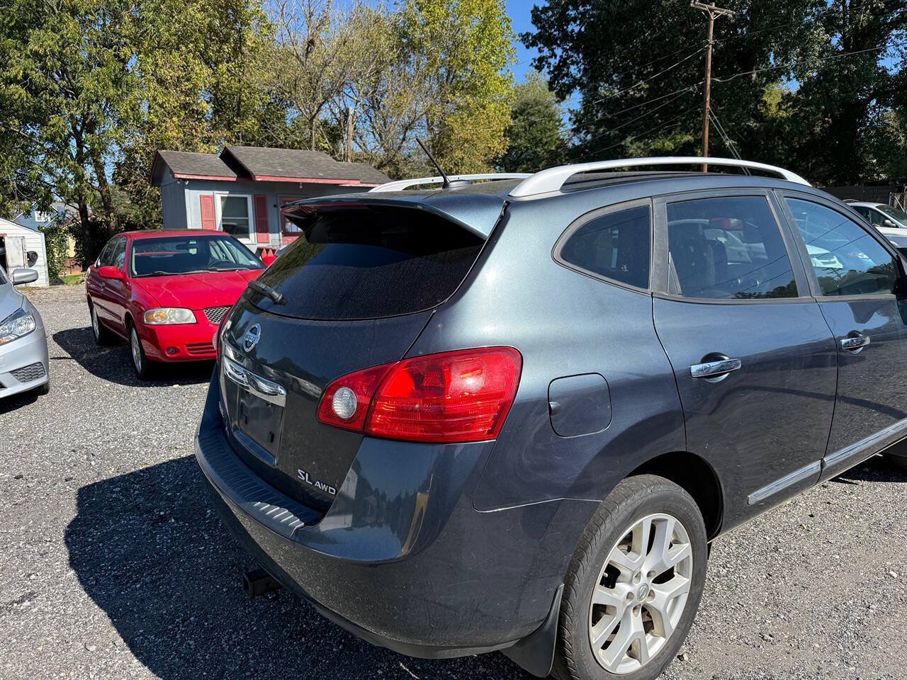 Used 2013 Nissan Rogue SL AWD/4WD image 9