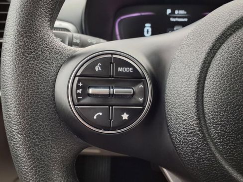 Certified 2023 Kia Soul LX w/ LX Technology Package FWD image 16