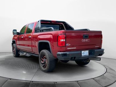 Used 2019 GMC Sierra 2500 Denali w/ Duramax Plus Package