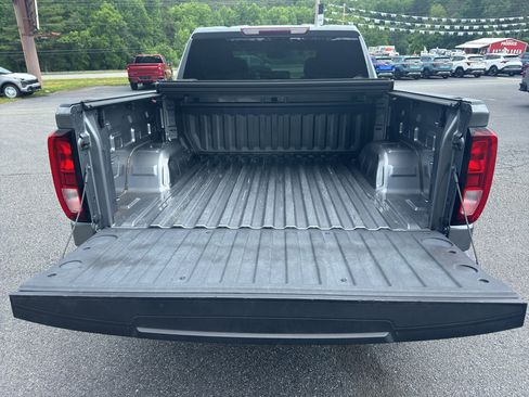 Used 2021 GMC Sierra 1500 Elevation AWD/4WD image 18
