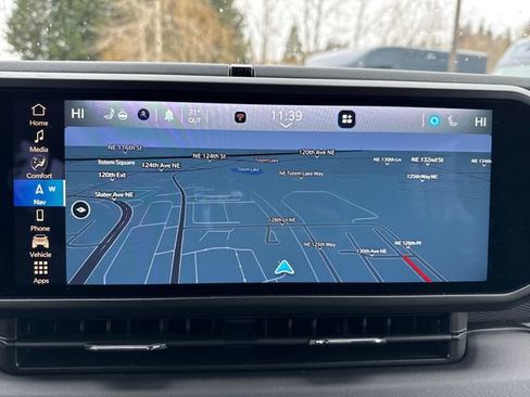 Used 2025 Jeep Wrangler Unlimited Rubicon w/ Safety Group image 26