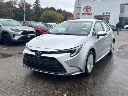 New 2026 Toyota Corolla LE image 3