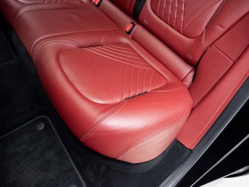 Used 2021 Aston Martin DBX image 69