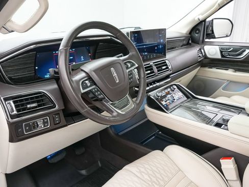 Used 2022 Lincoln Navigator L Black Label AWD/4WD image 15