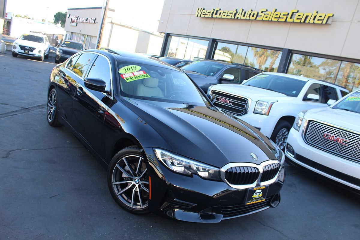 Used 2019 BMW 330i Sedan w/ Driving Assistance Package RWD image 29