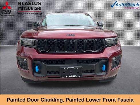 Used 2023 Jeep Grand Cherokee 30th Anniversary AWD/4WD image 18