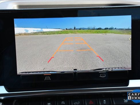 Used 2025 GMC Sierra 1500 SLT image 7