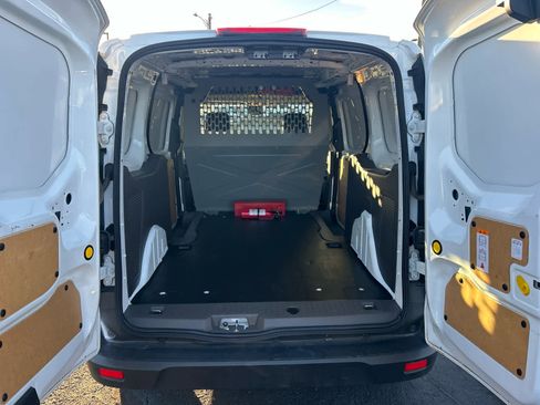 Used 2020 Ford Transit Connect XL FWD image 8