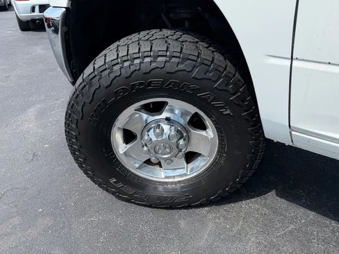 Used 2013 RAM 2500 Tradesman w/ Chrome Appearance Group image 36