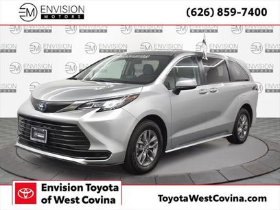 Certified 2023 Toyota Sienna LE