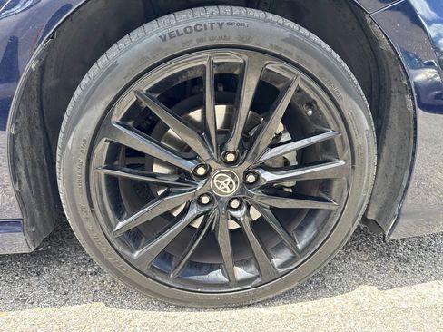 Used 2022 Toyota Camry XSE FWD image 6