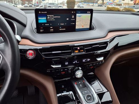 Certified 2023 Acura MDX SH-AWD w/ Technology Package image 10