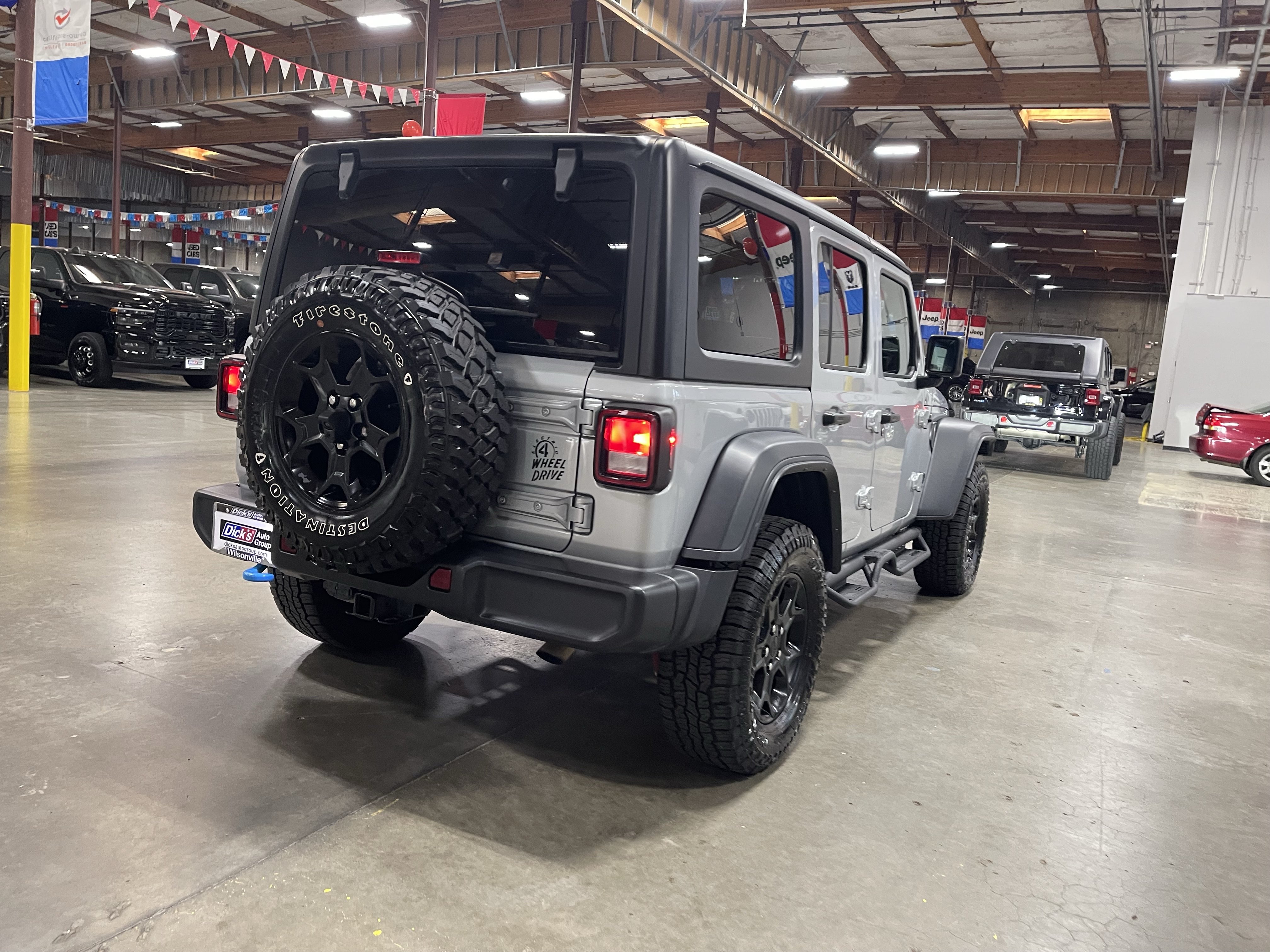Used 2023 Jeep Wrangler Unlimited AWD/4WD image 5
