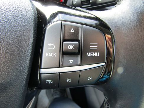 Used 2025 Ford Escape SE FWD image 28