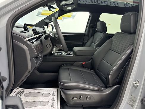 New 2025 GMC Sierra EV Denali AWD/4WD image 19