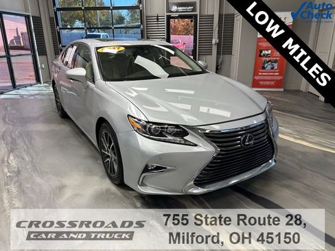 Used 2017 Lexus ES 350 350 w/ Luxury Package image 1