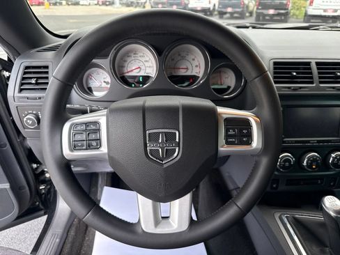 Used 2013 Dodge Challenger R/T Plus RWD image 15