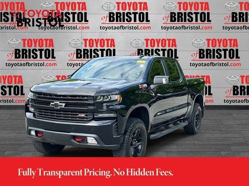 Used 2020 Chevrolet Silverado 1500 LT Trail Boss w/ Midnight Edition AWD/4WD image 9